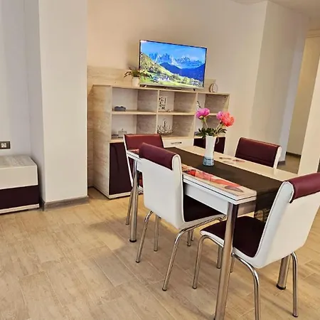 Appartamento Luxury Alezzi Pool & Năvodari